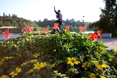 Sundet, stolthet eller skam? Sundet, stolthet eller skam?