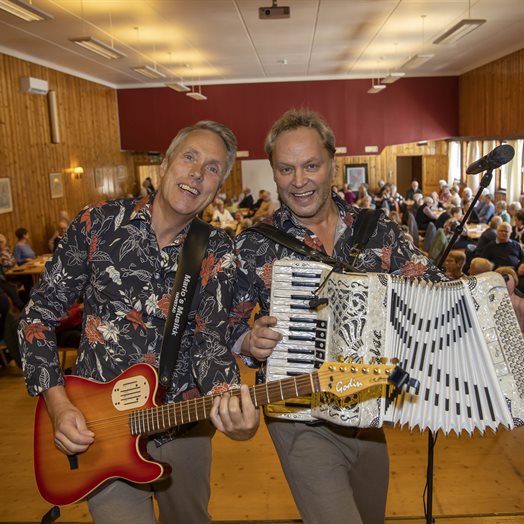 Gullverket Samfunnshus en mandag formiddag: - Fullt hus og stormende jubel!