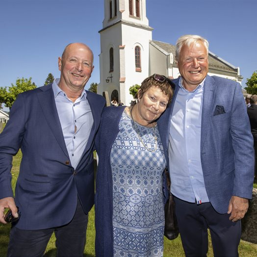 Møttes etter 53 år: - Mimret om lokketopp og en lilla cordfløyelsdress