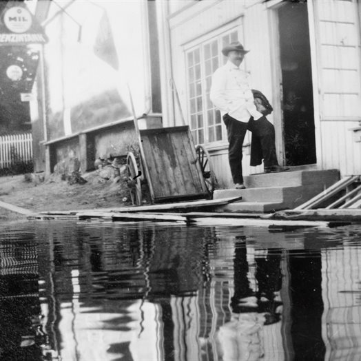 Invitert: Når vannet tar over, må mennesket gi seg