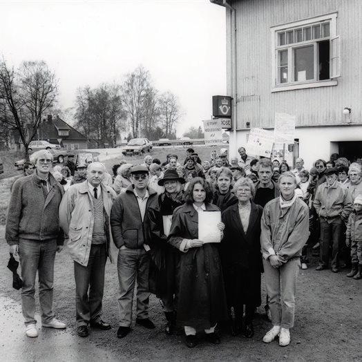 Postkontoret ble lagt ned: - Detta er Ola Pottit med nisselua godt nedover øra!
