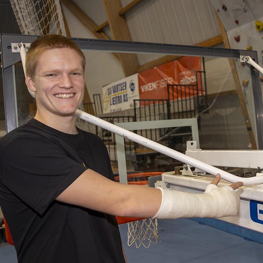 Maks uflaks for baskettalentet: - Jeg tar det med godt humør