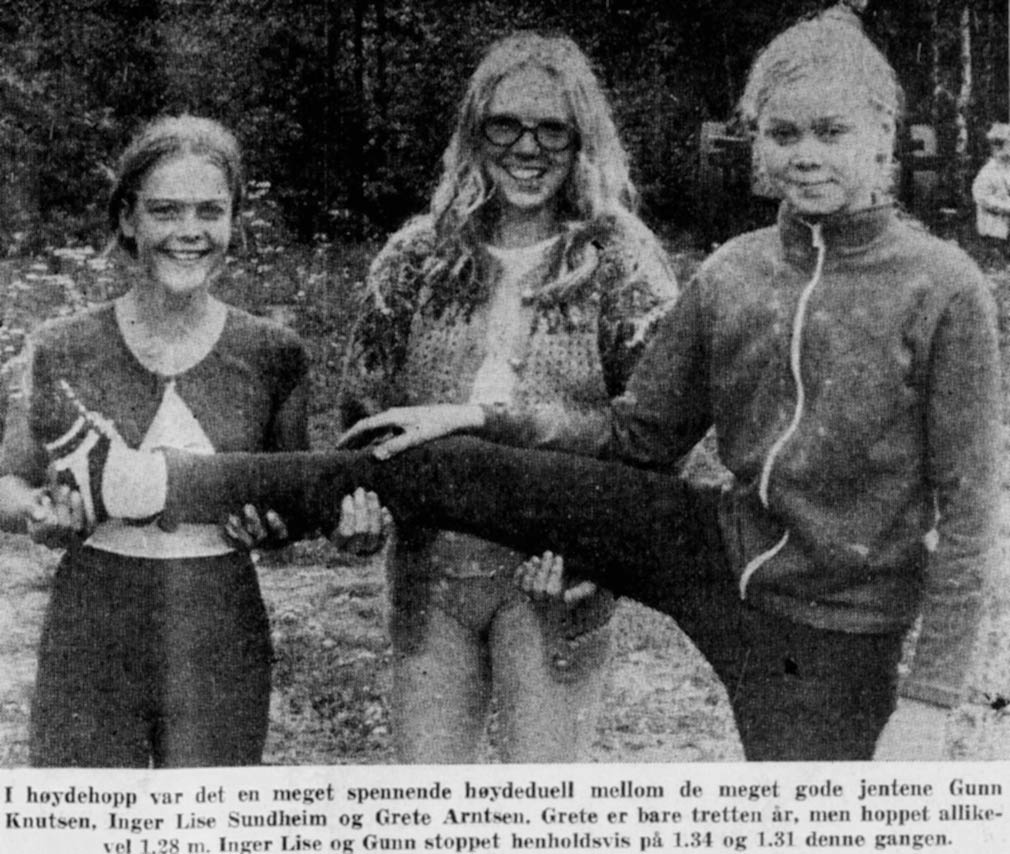 Faksimile fra Romerikes Blad, tirsdag 1. september 1970: Inger Lise Sundheim Eidsvollmester i høyde Faksimile fra Romerikes Blad, tirsdag 1. september 1970: Inger Lise Sundheim Eidsvollmester i høyde