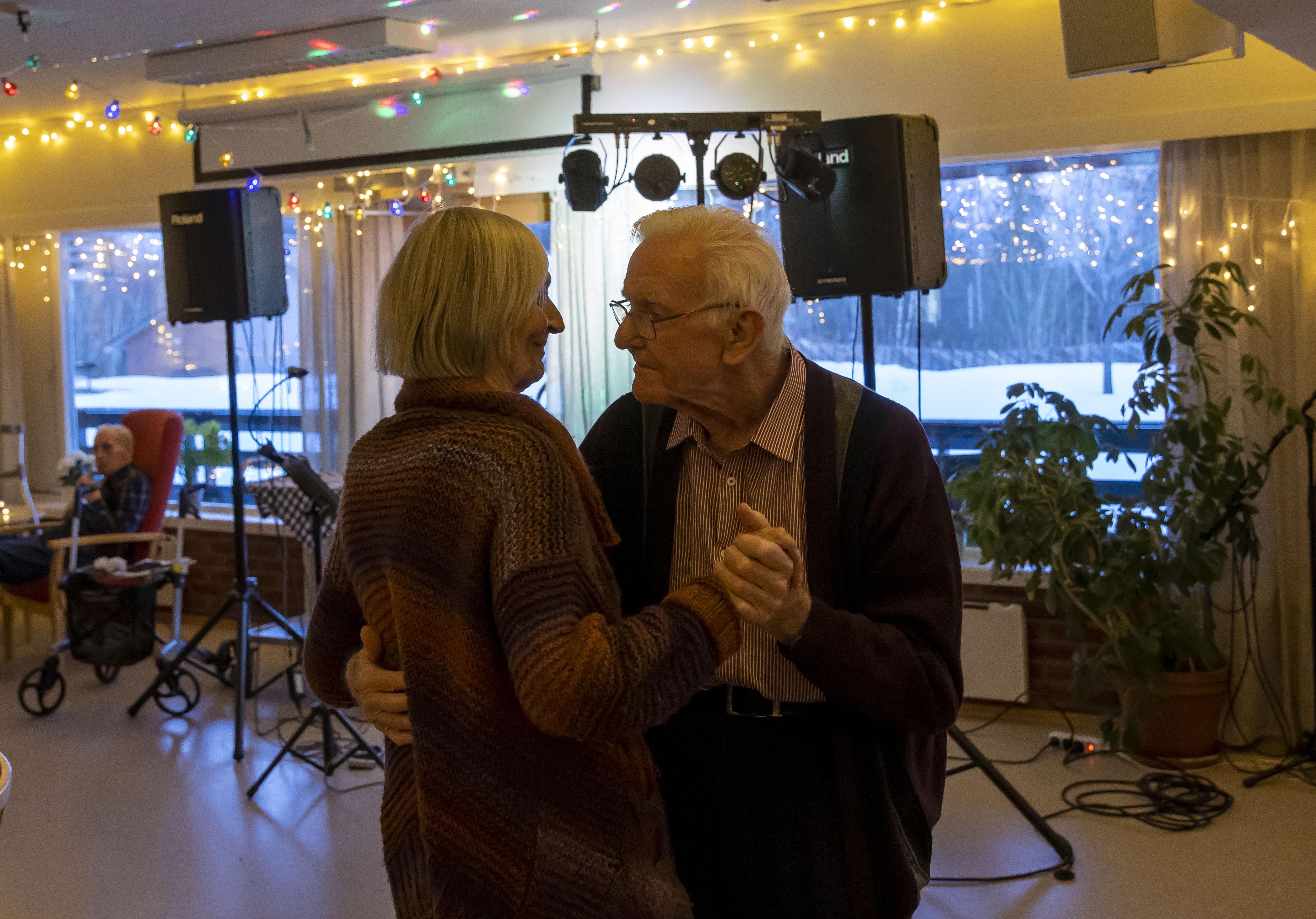 Birthe og Rolf har funnet hverandre under en pubkveld på Vilberg helsetun