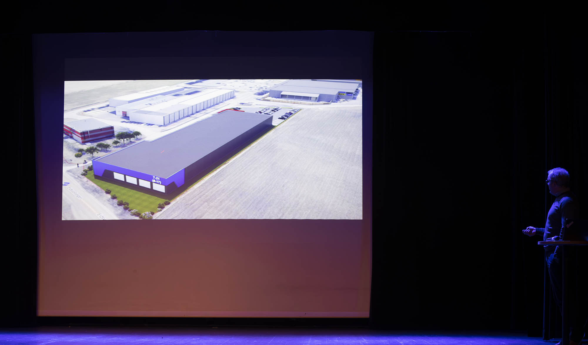 I sitt innlegg viste Lars Kjell Tomren en tegning av hvordan det kan se ut på Myhrer om noen år