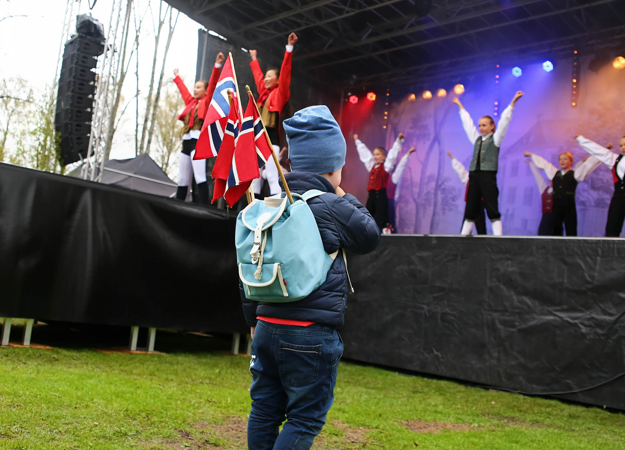Det krever samarbeid for at store og små skal kunne ferie 17. mai slik som vi husker Det krever samarbeid for at store og små skal kunne ferie 17. mai slik som vi husker