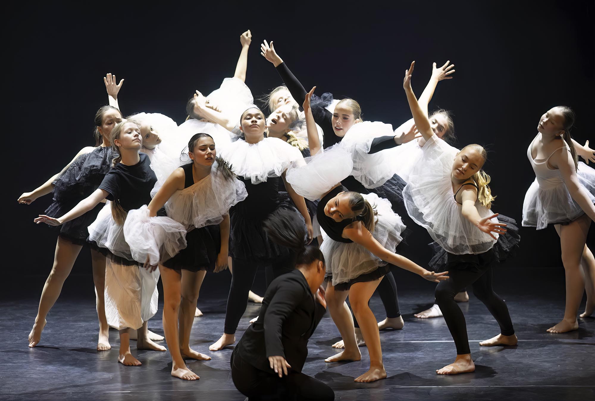 Jazz 4-dansere i koreografien 'Bad guy'