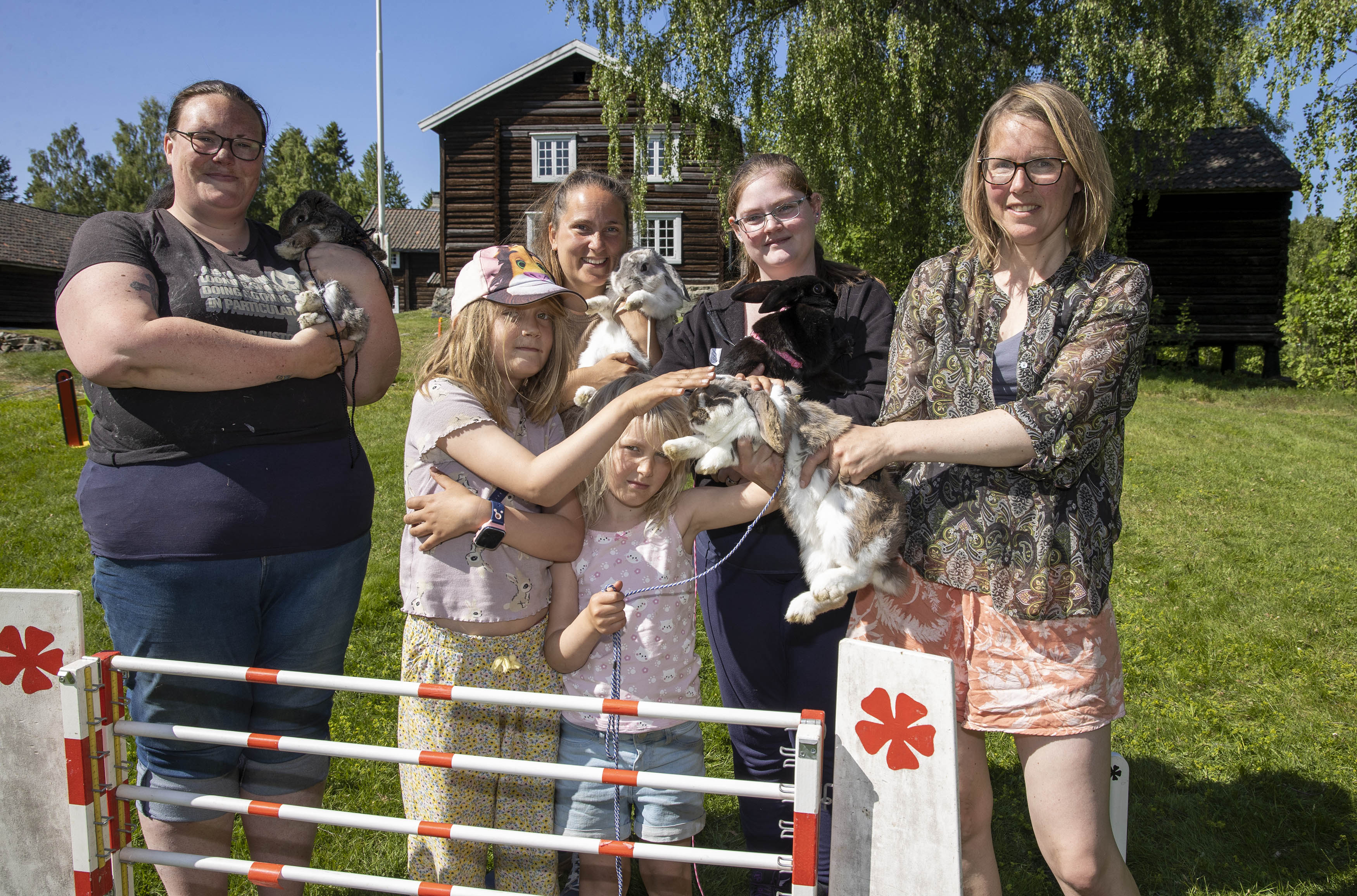 Oslo og Akershus hoppeklubb hadde hoppekonkurranse på Bygetunet søndag Oslo og Akershus hoppeklubb hadde hoppekonkurranse på Bygetunet søndag