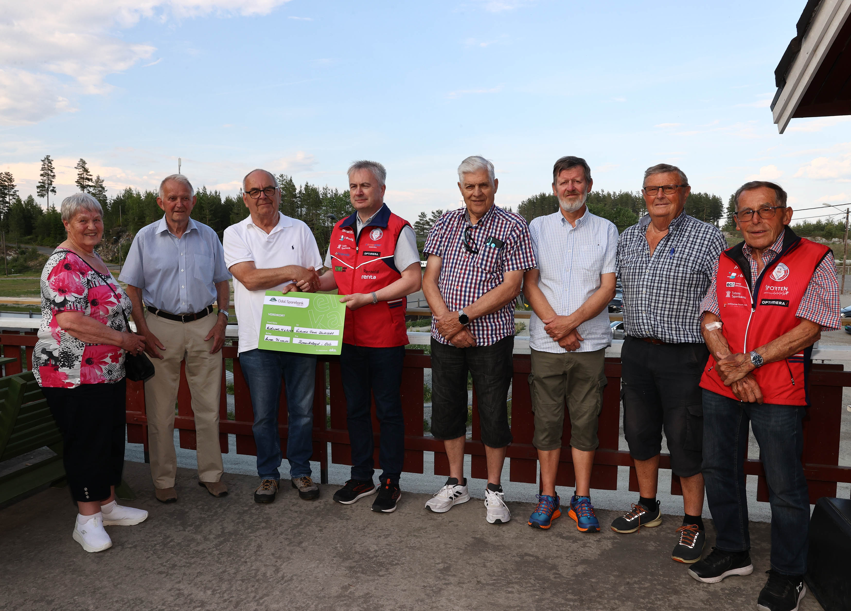 Styret i Romerikslaget Oslo og representanter fra Eidsvold Værks Skiklub Styret i Romerikslaget Oslo og representanter fra Eidsvold Værks Skiklub