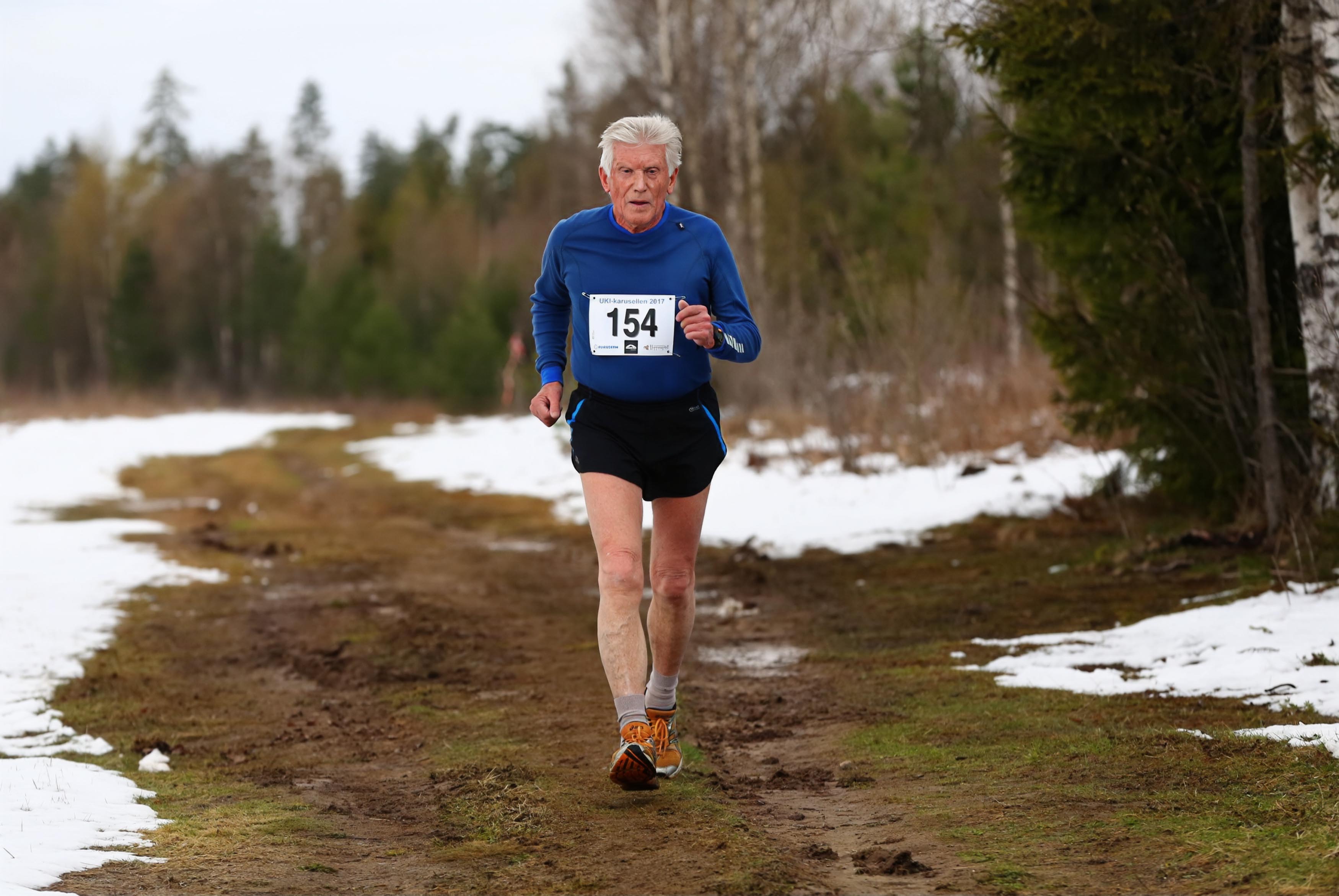 Helge Holth under et løp i UKI-karusellen i 2017 Helge Holth under et løp i UKI-karusellen i 2017