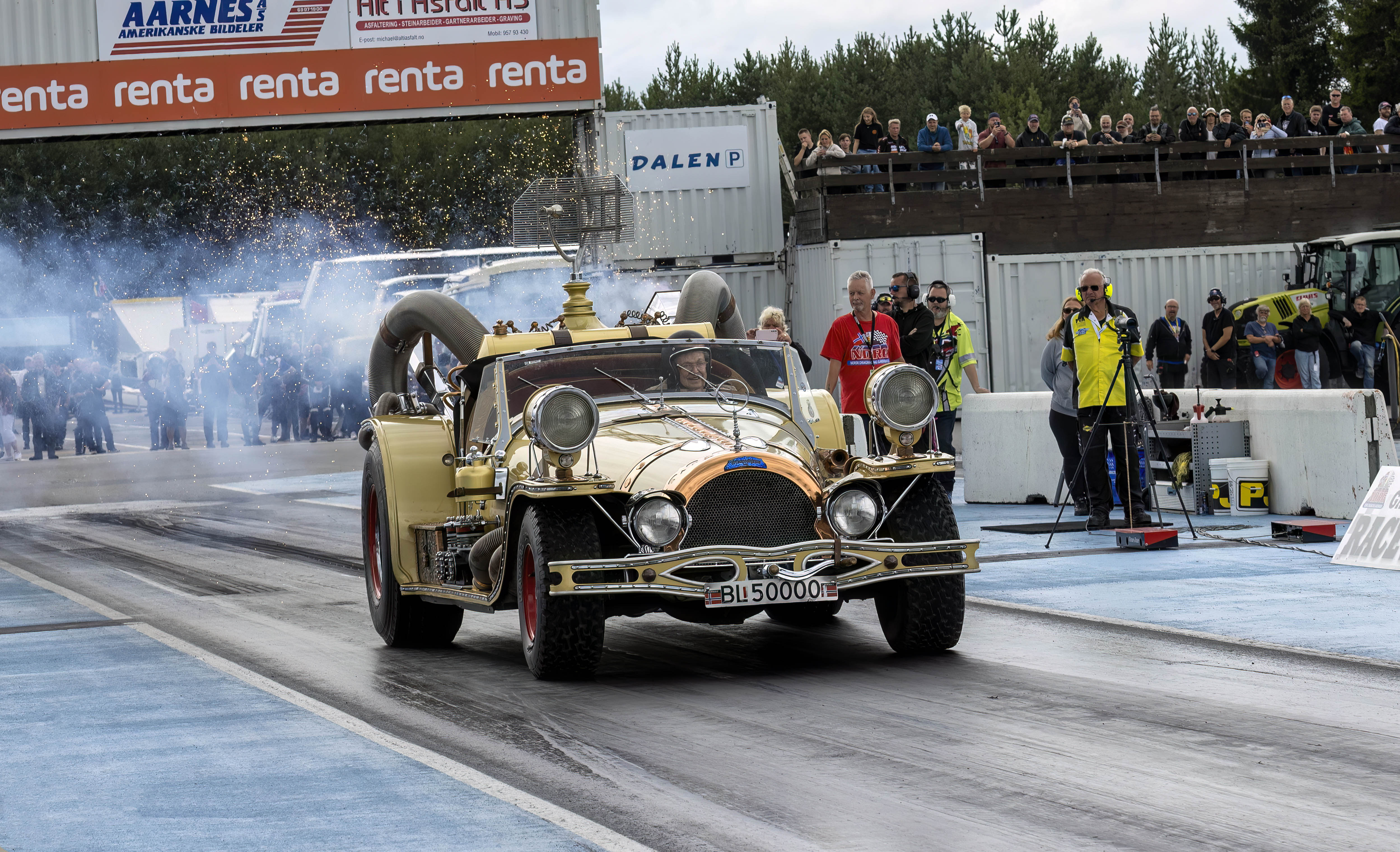 Il Tempo Gigante på dragracestripa på Gardermoen Il Tempo Gigante på dragracestripa på Gardermoen