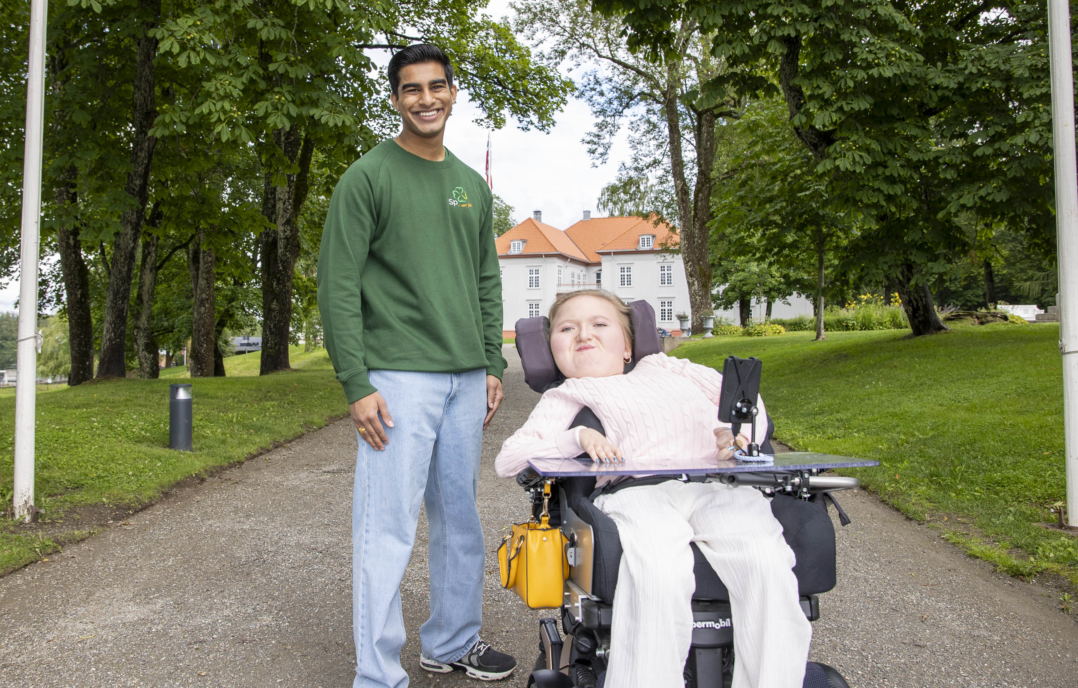 Ashish Kumar Bhargava og Linnea Ottem-Holmsten
