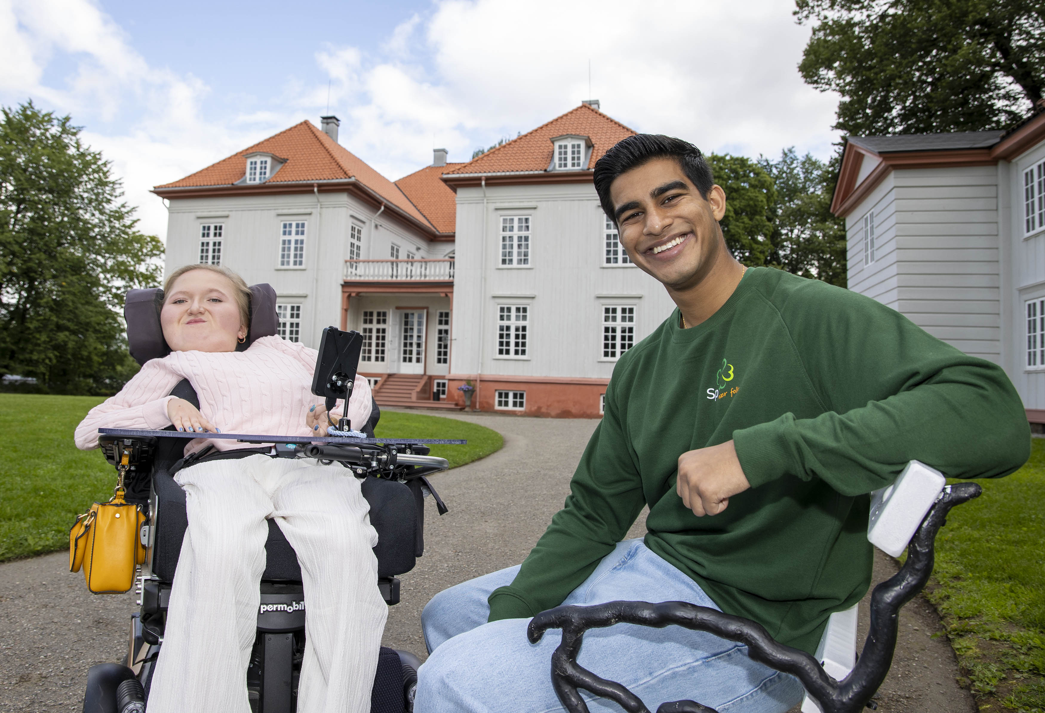 Linnea Ottem-Holmsten og Ashish Kumar Bhargava