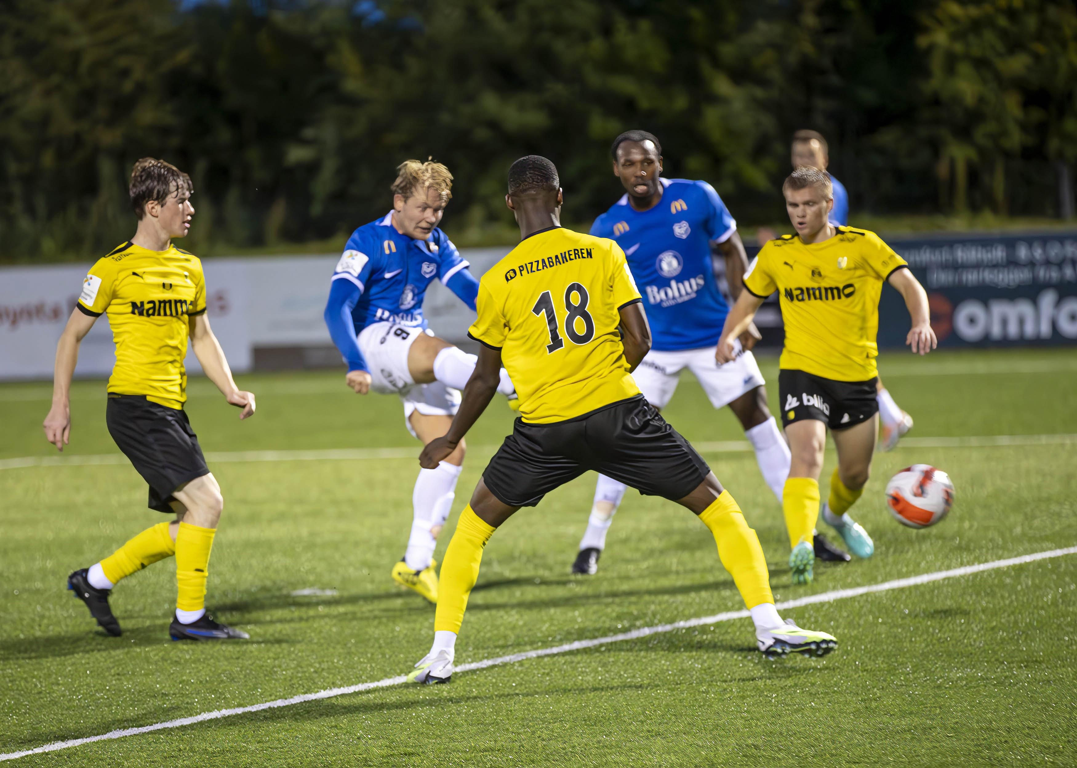 Herman Japp&eacute;e Henriksen setter inn seiersmålet