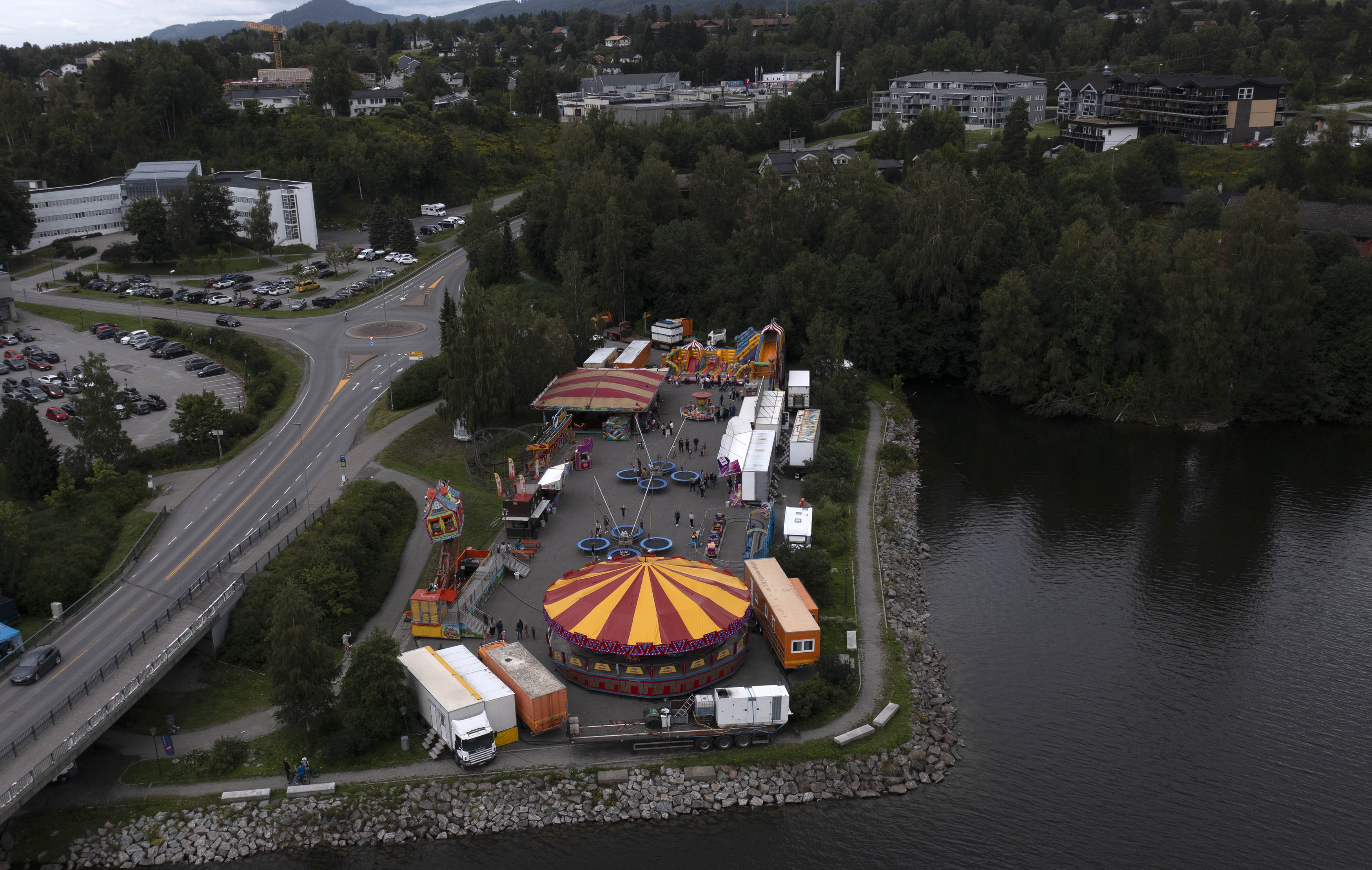 På Skjoldnestangen var det tivoli