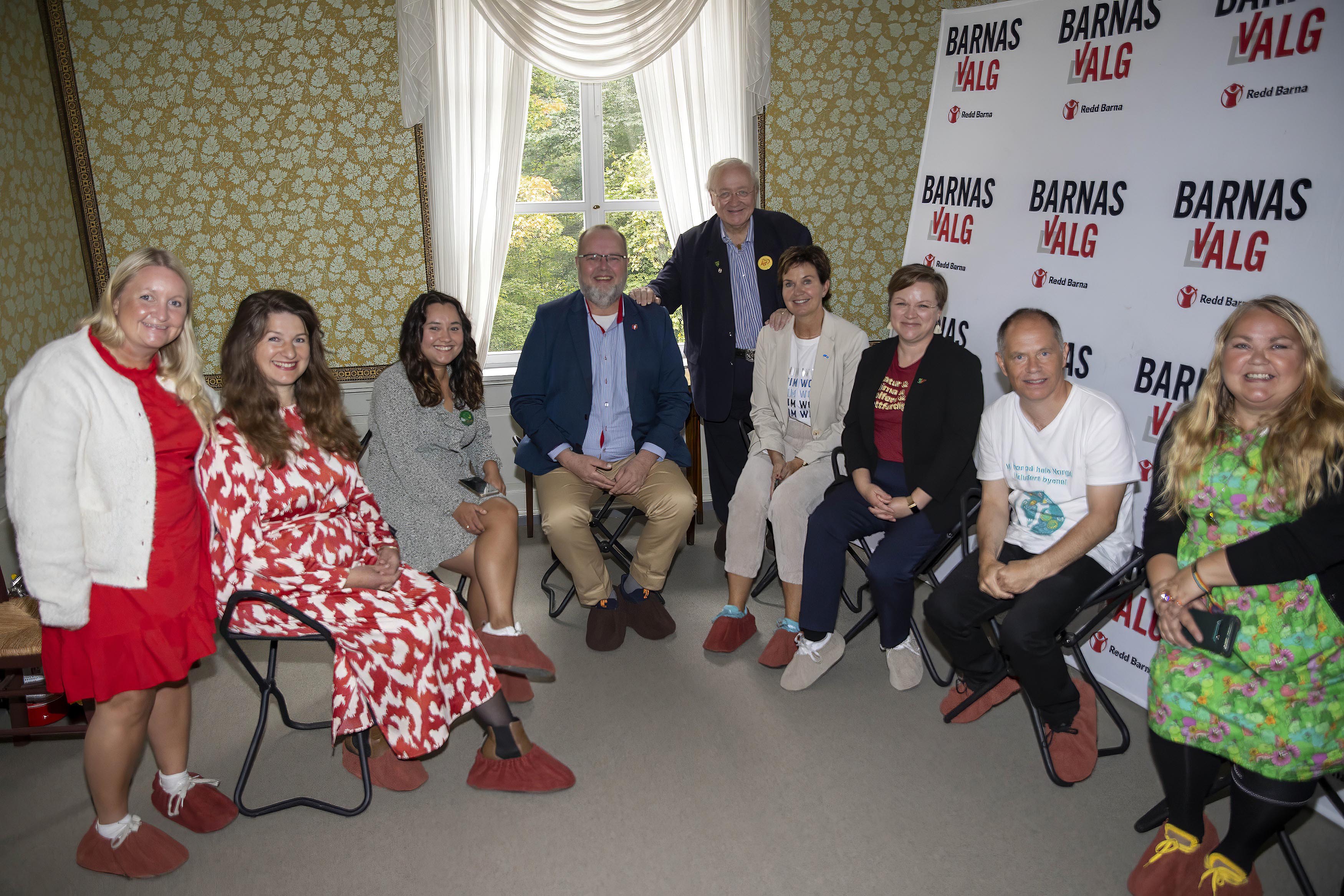 Spente politikere ventet på valgresultatet