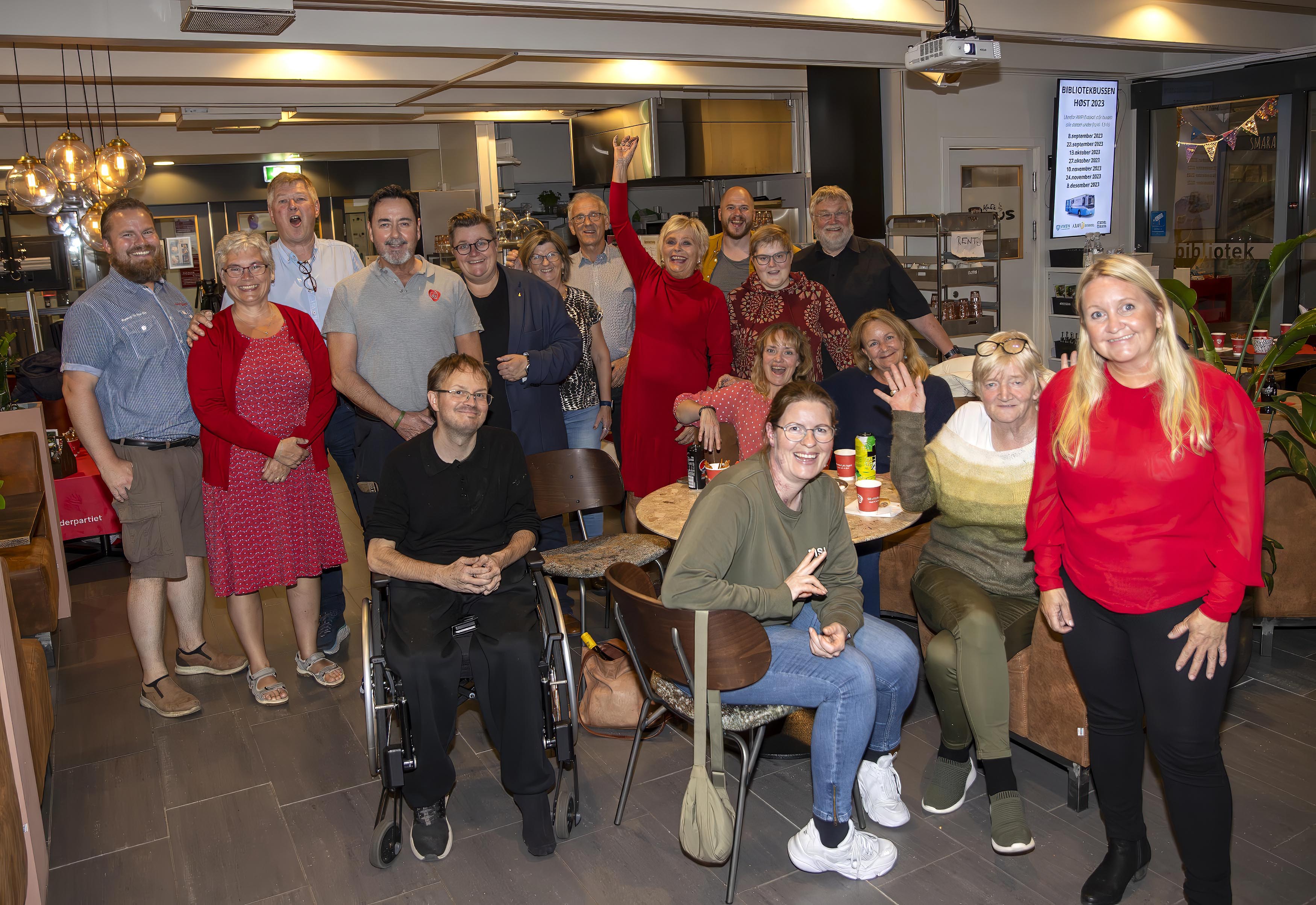 Arbeiderpartiet hadde sin valgvake på Kafe Raus