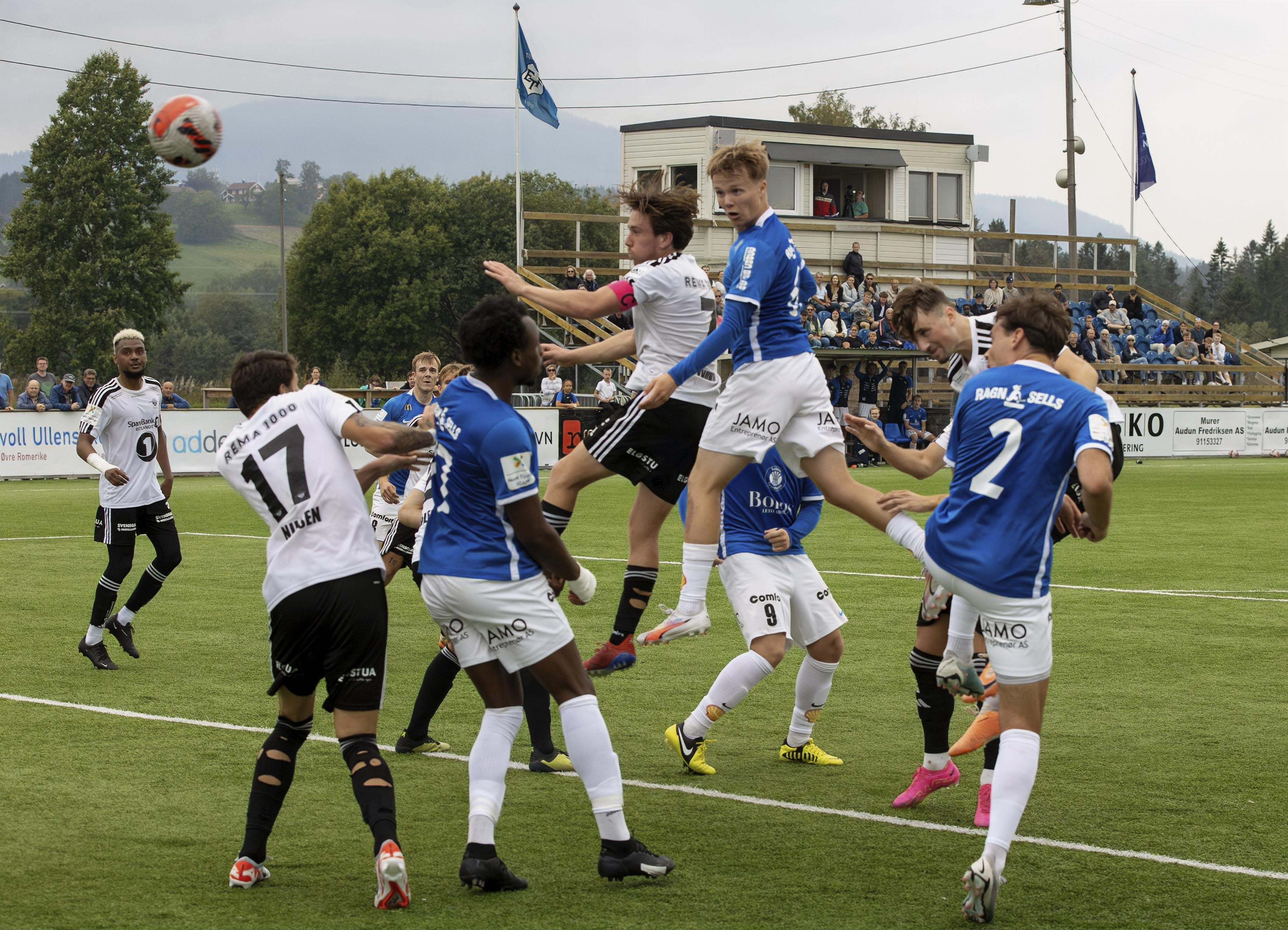 Her header Kristian Bjerknes Håkenstad inn seiersmålet