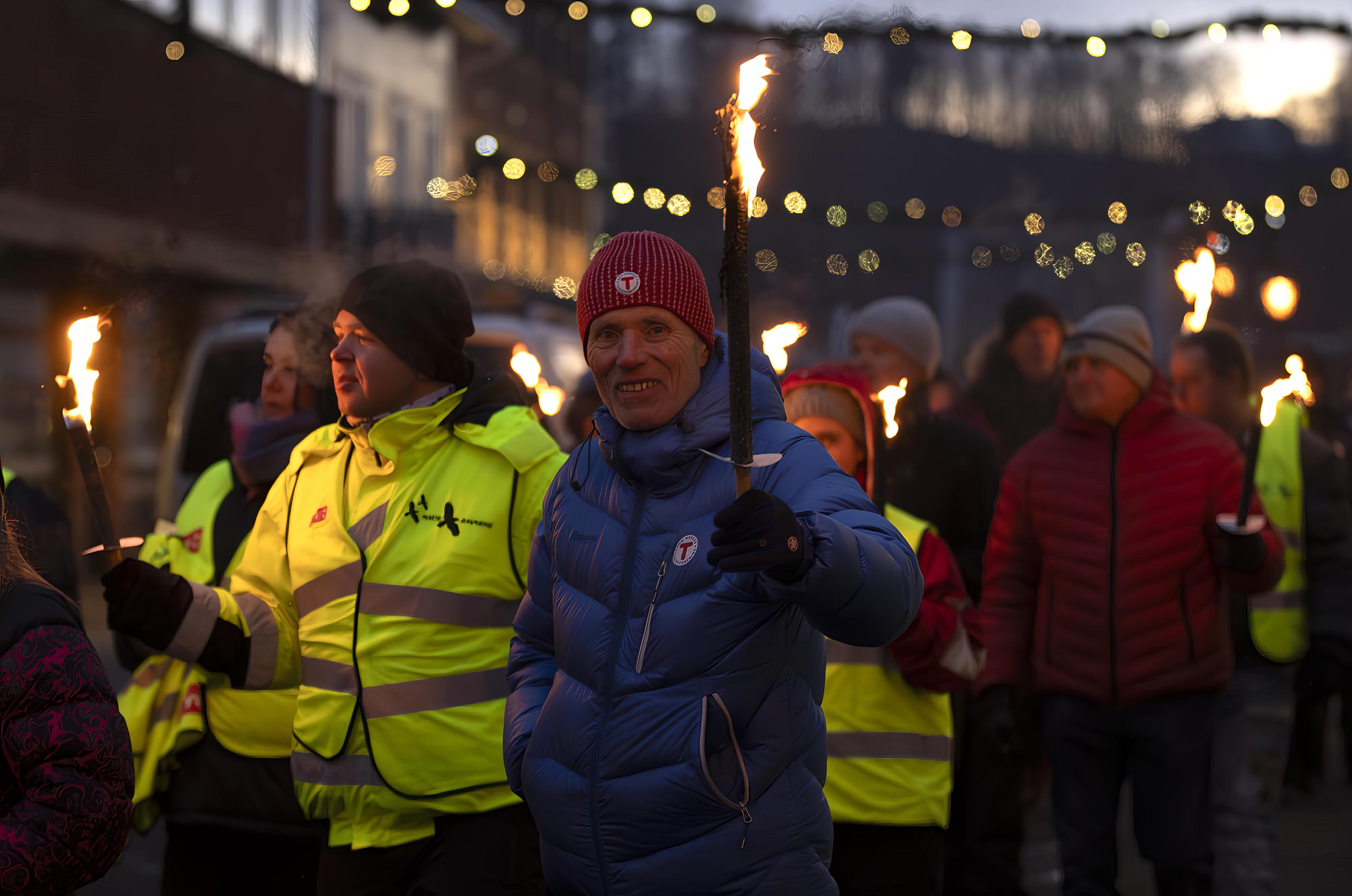 Torbjørn Sæther gikk i fakkeltoget i Sundet 3. desember