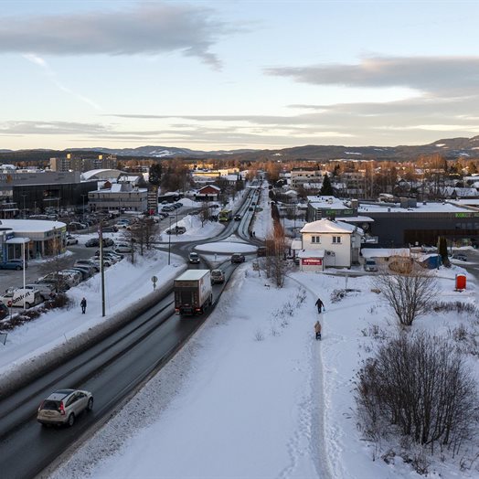 Trafikken på Råholt: Potte tett med biler to ganger i døgnet