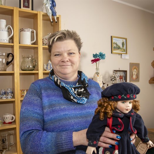 Mari åpner bruktmarked hjemme: - Alt er til salgs, bortsett fra selve huset!