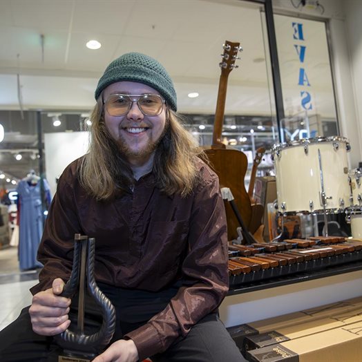 Marius ble Spellemann: - Skiva er som en lapskaus, men lapskaus er jo godt!