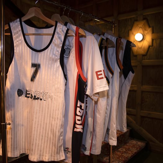 30 år med basket i Grunnlovsbygda: - Det startet med en artikkel i lokalavisa