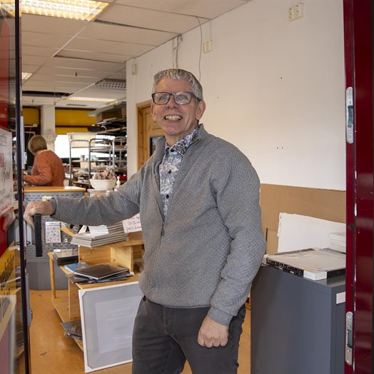 Ram rammemester har gitt seg: - Nå låser jeg døra – for godt