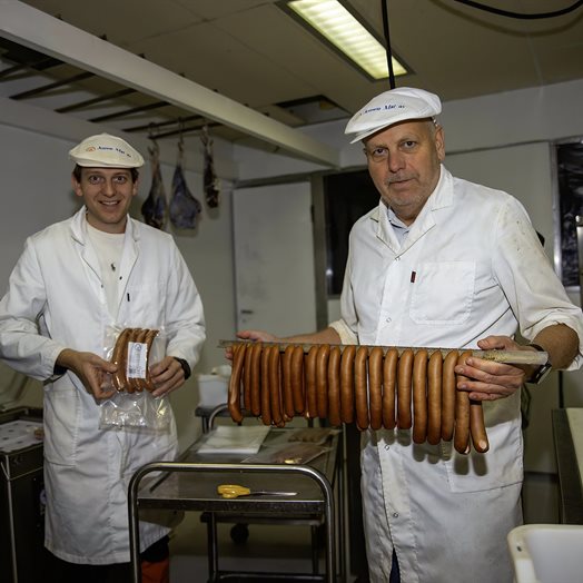 Comeback for Jensen-pølsene etter 25 år: - Vi har produsert i et veldig begrenset opplag