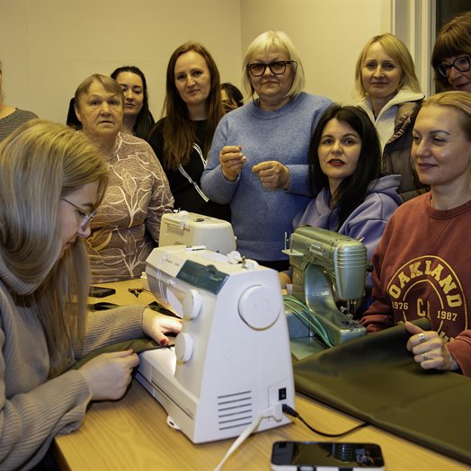 Syr bårer til krigen i Ukraina: - Det er et grenseløst behov!