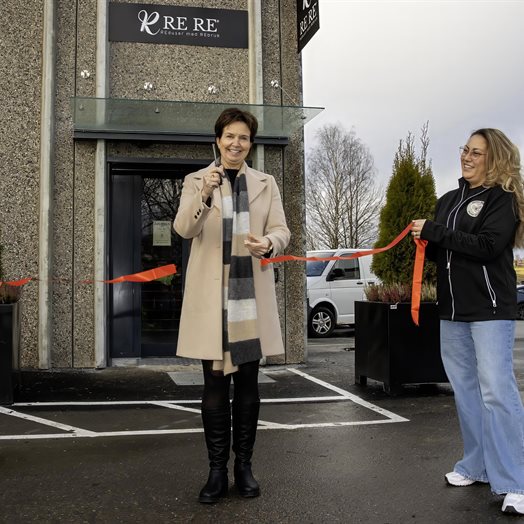 RERE- og Re-åpning på Myhrer