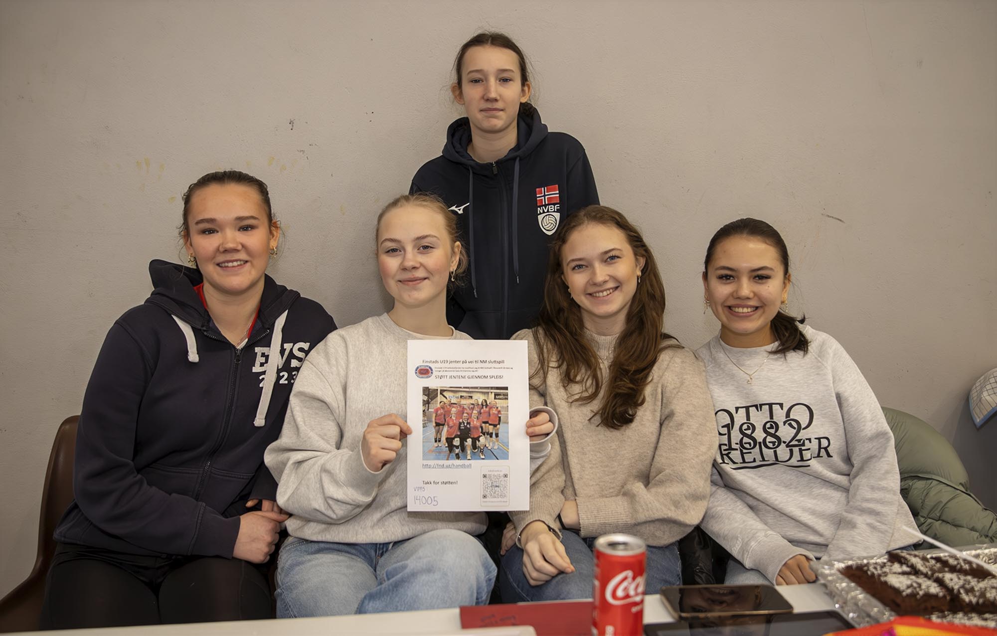 Finstadjentene samler inn penger til NM-deltagelse