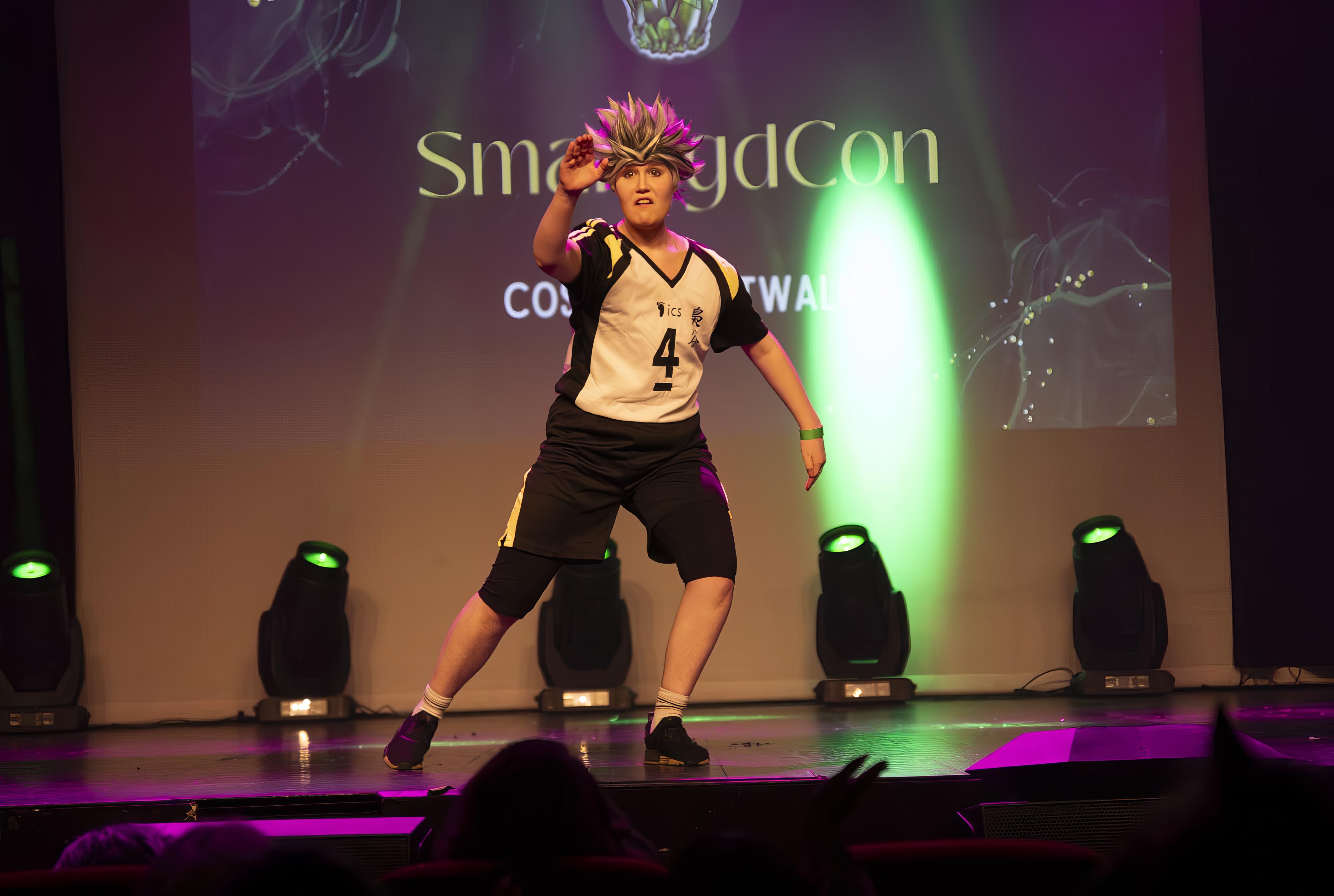 Volleyballspilleren Kotaro Bokuto fra den japanske mangaserien 'Haikyuu'