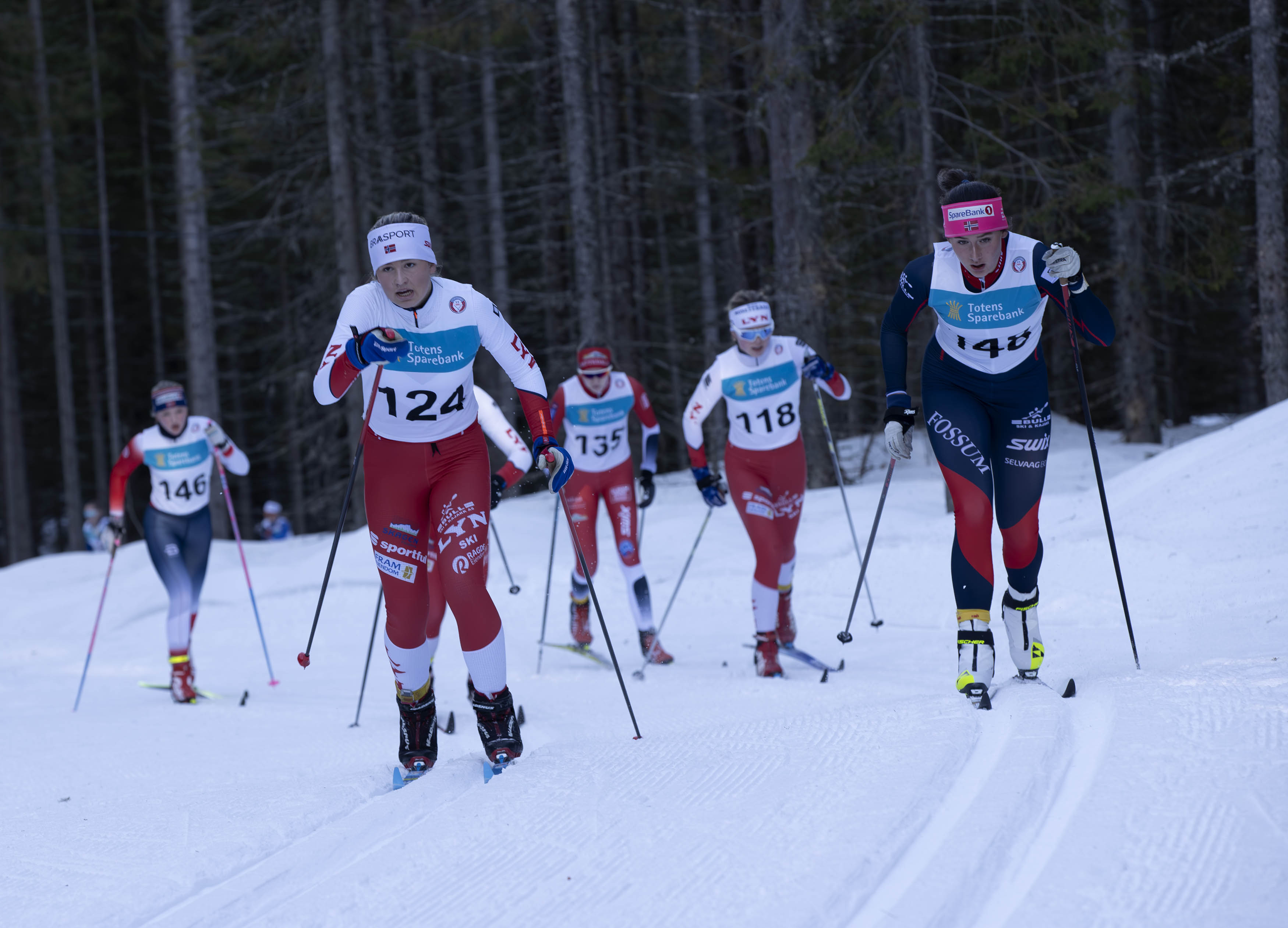 Helene Scheele (124) fra Lyn Ski og Nora Elisabeth Mentzoni-Klausen (148) fra Fossum IF