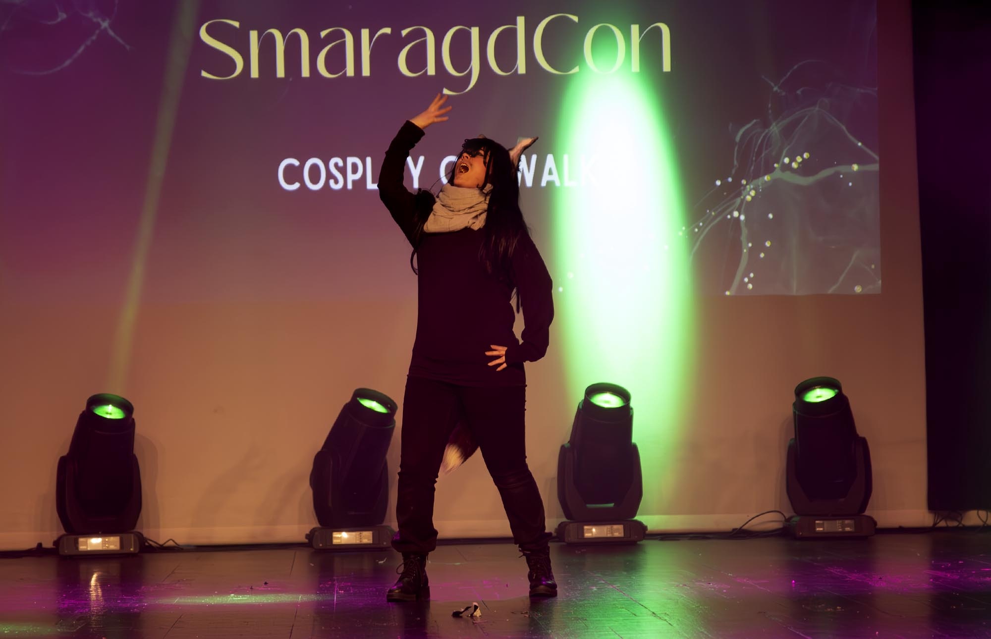 Først ut på catwalken i Panorama var Catzawa fra My Hero Academia