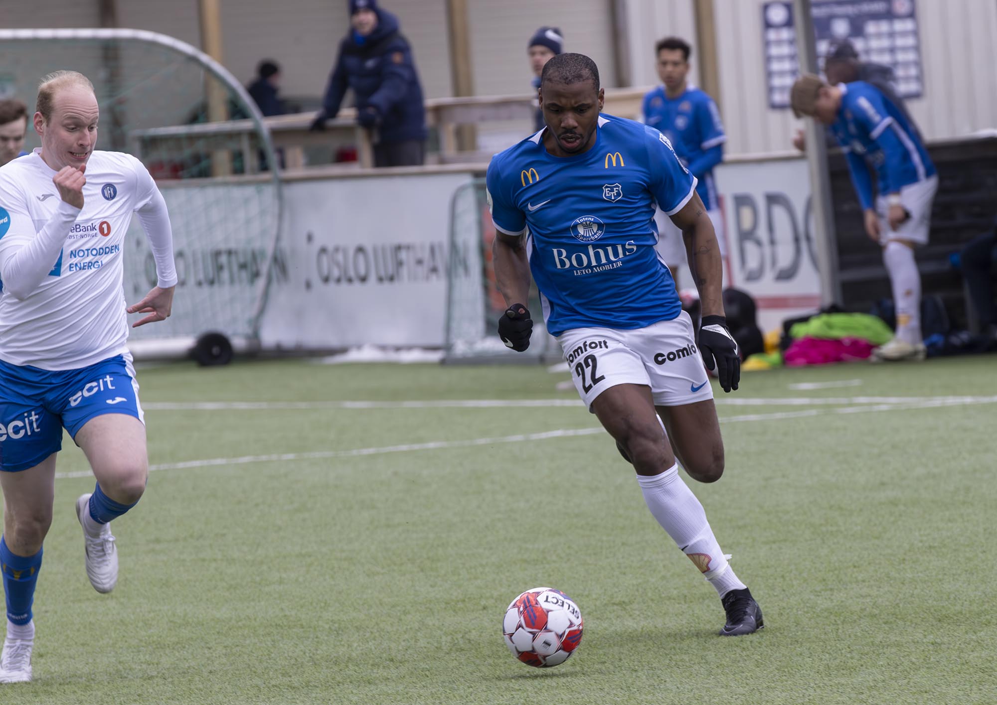 Fjorårets toppscorer Vital Curtis Kaba fikk en knapp omgang mot Notodden