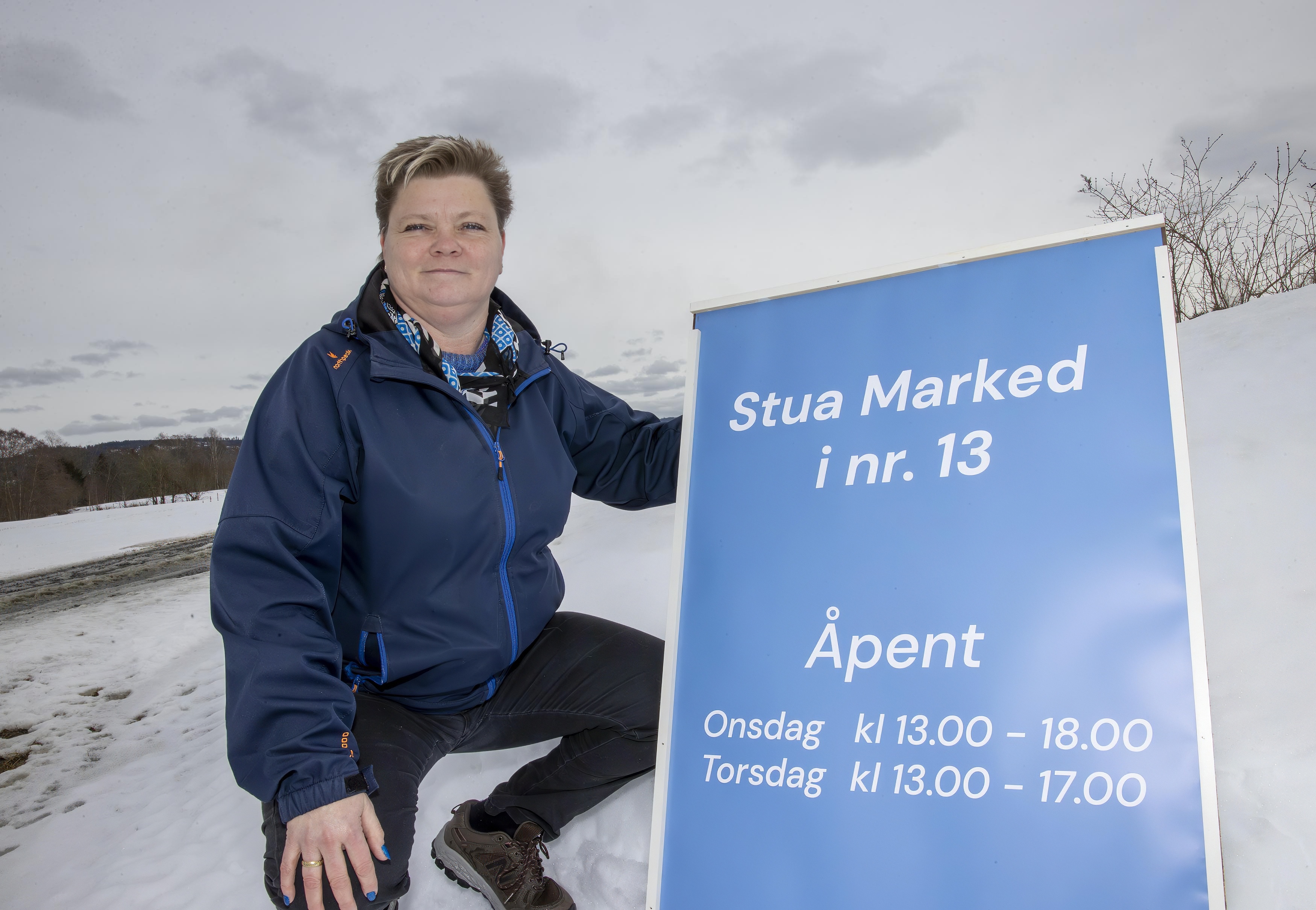 Mari Smedstad Mauseth ønsker velkommen til åpning i Kommisrudvegen 13