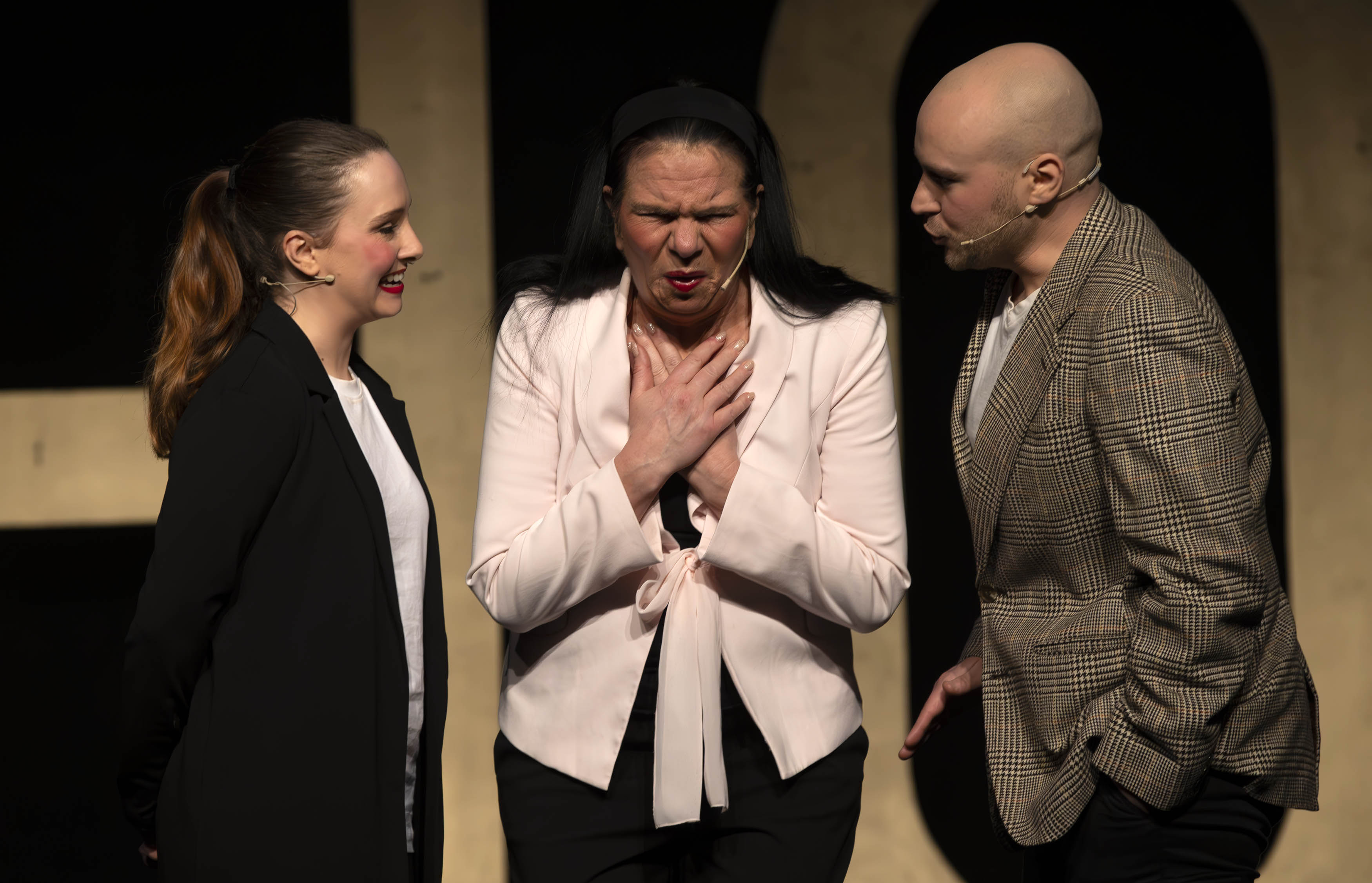 Elisabet Oure, Tone Winnem og Mads Wennersreand