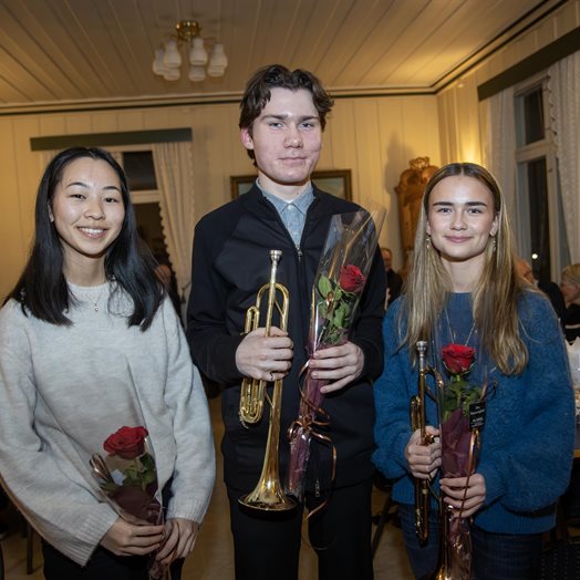 Unge stipendvinnere imponerte på Breidablikk: - Musikk er som sjokolade for meg!