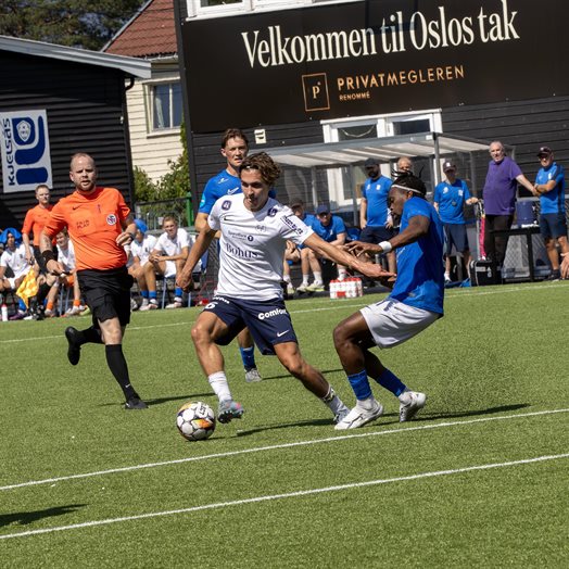 Glohett på Oslos tak. Straffebom, rødt kort og en snuoperasjon av de sjeldne. Se bildene!