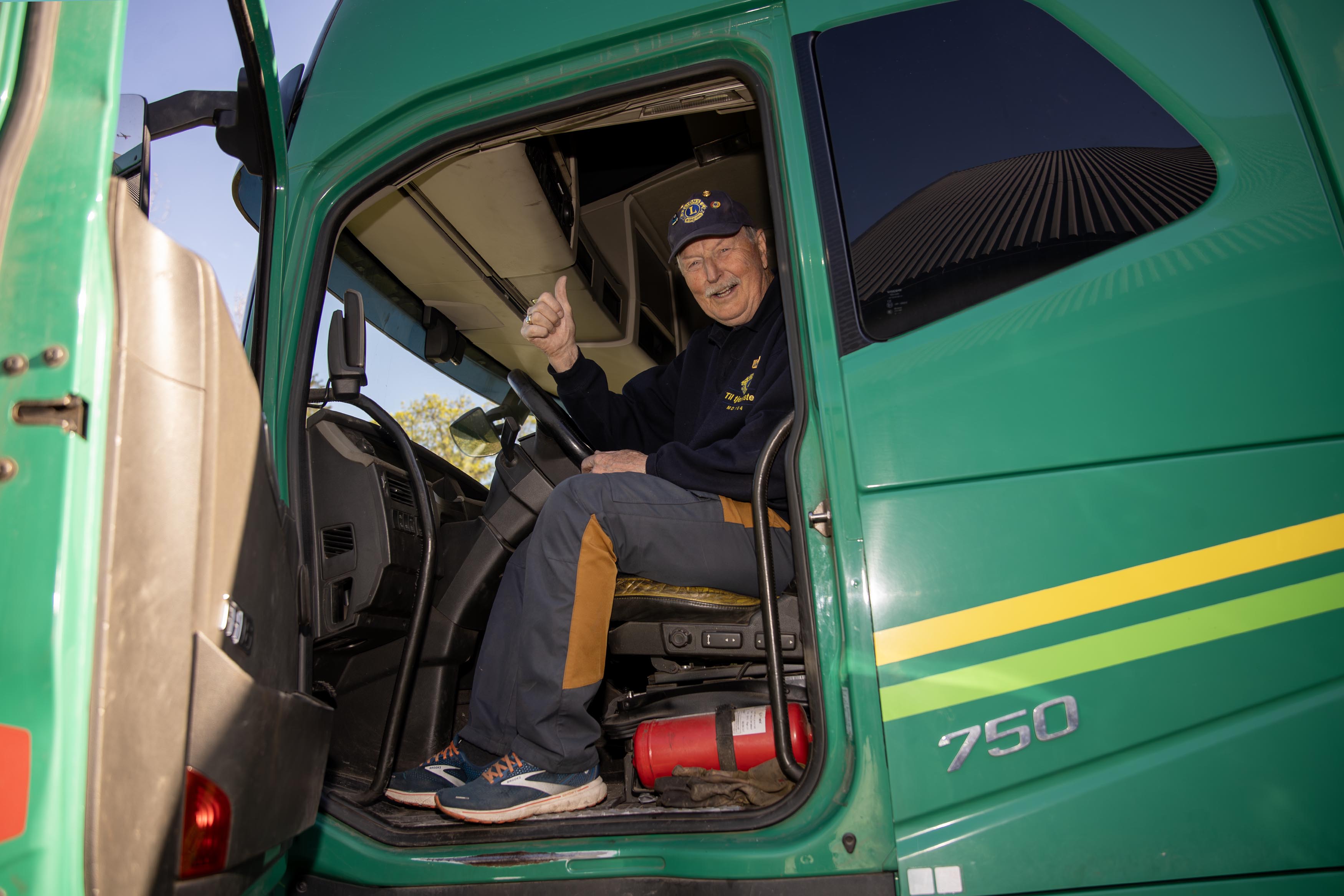 89 år gamle Einar Kjøren er klar for sin siste tur til Litauen 89 år gamle Einar Kjøren er klar for sin siste tur til Litauen