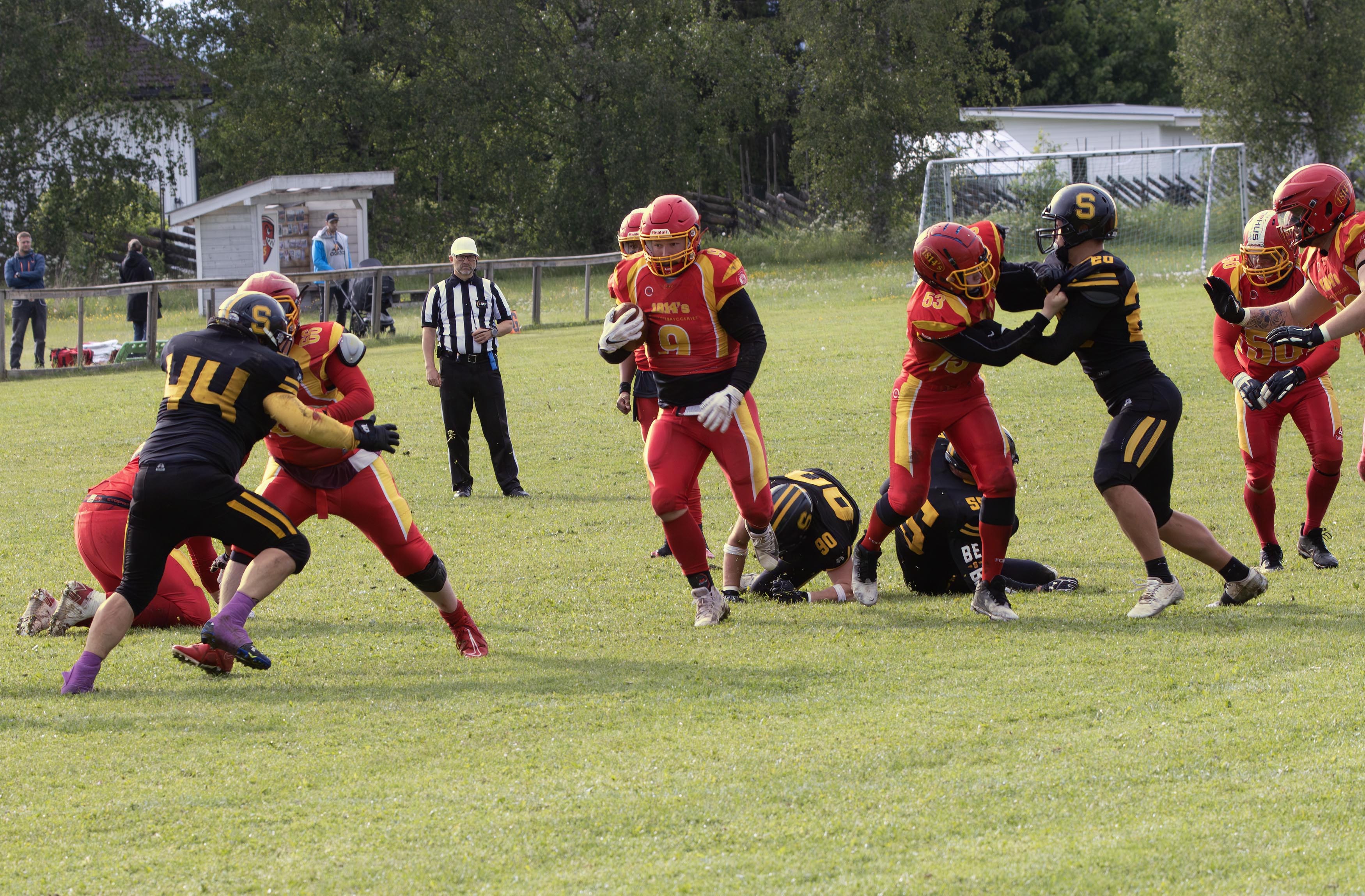 Eidsvoll 1814s spilte en sold kamp mot Lillestrøm Starfighters. Eidsvollingene vant hele 41-14