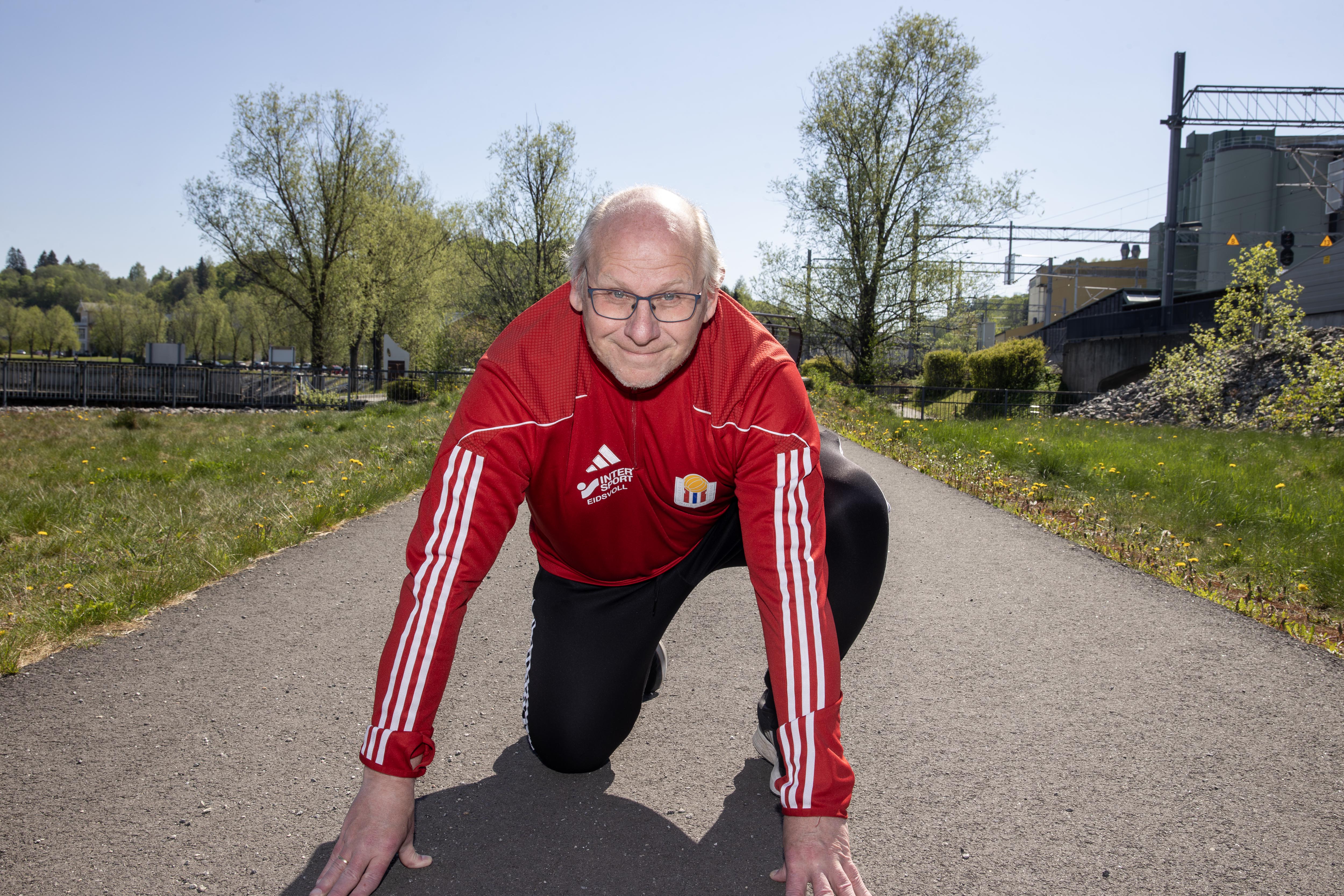 Daglig leder i EIF Fotball Roger Halberg gleder seg til nyvinningen Vormaløpet Daglig leder i EIF Fotball Roger Halberg gleder seg til nyvinningen Vormaløpet