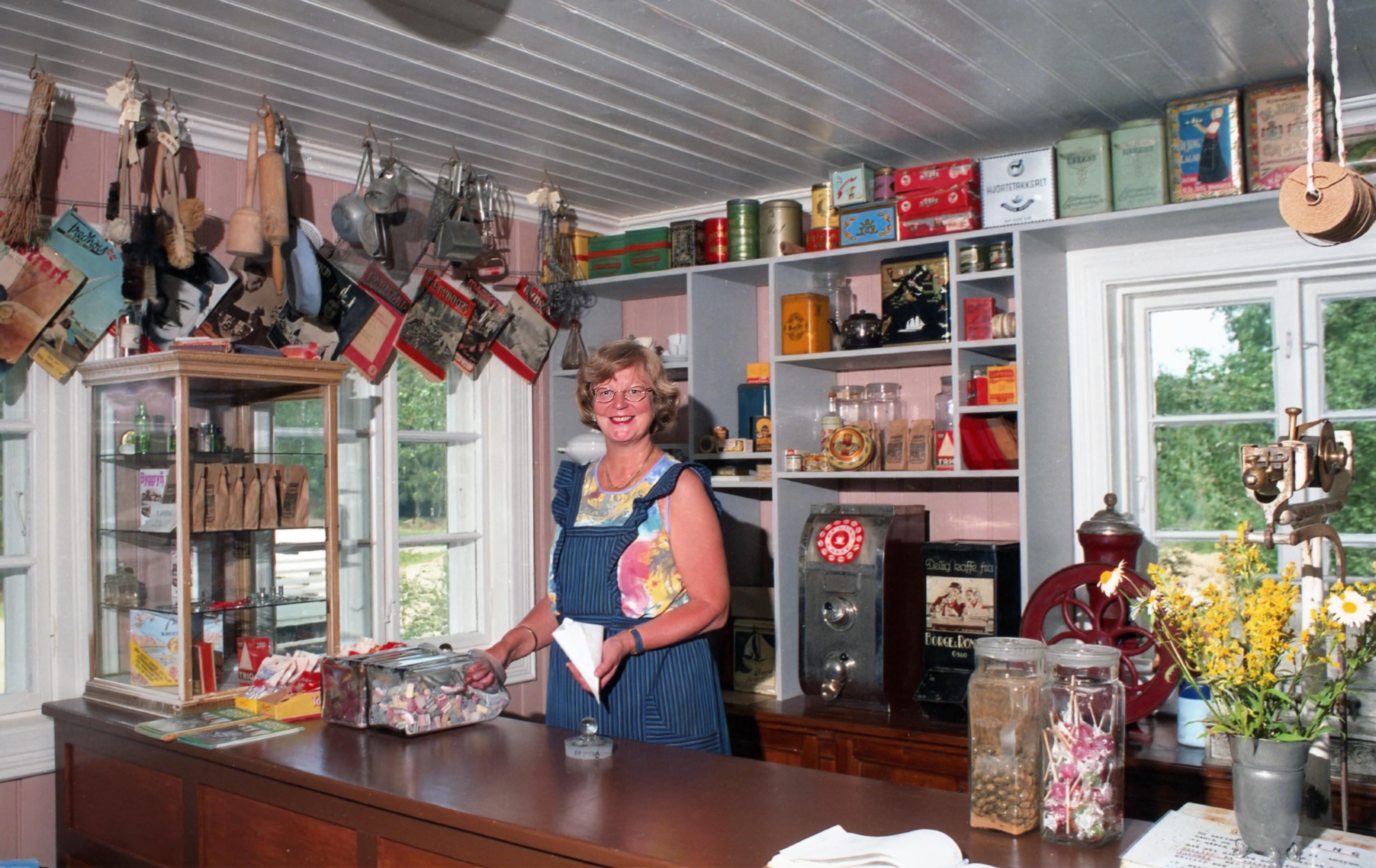 Solbergbutikken på Bygdetunet i 1987