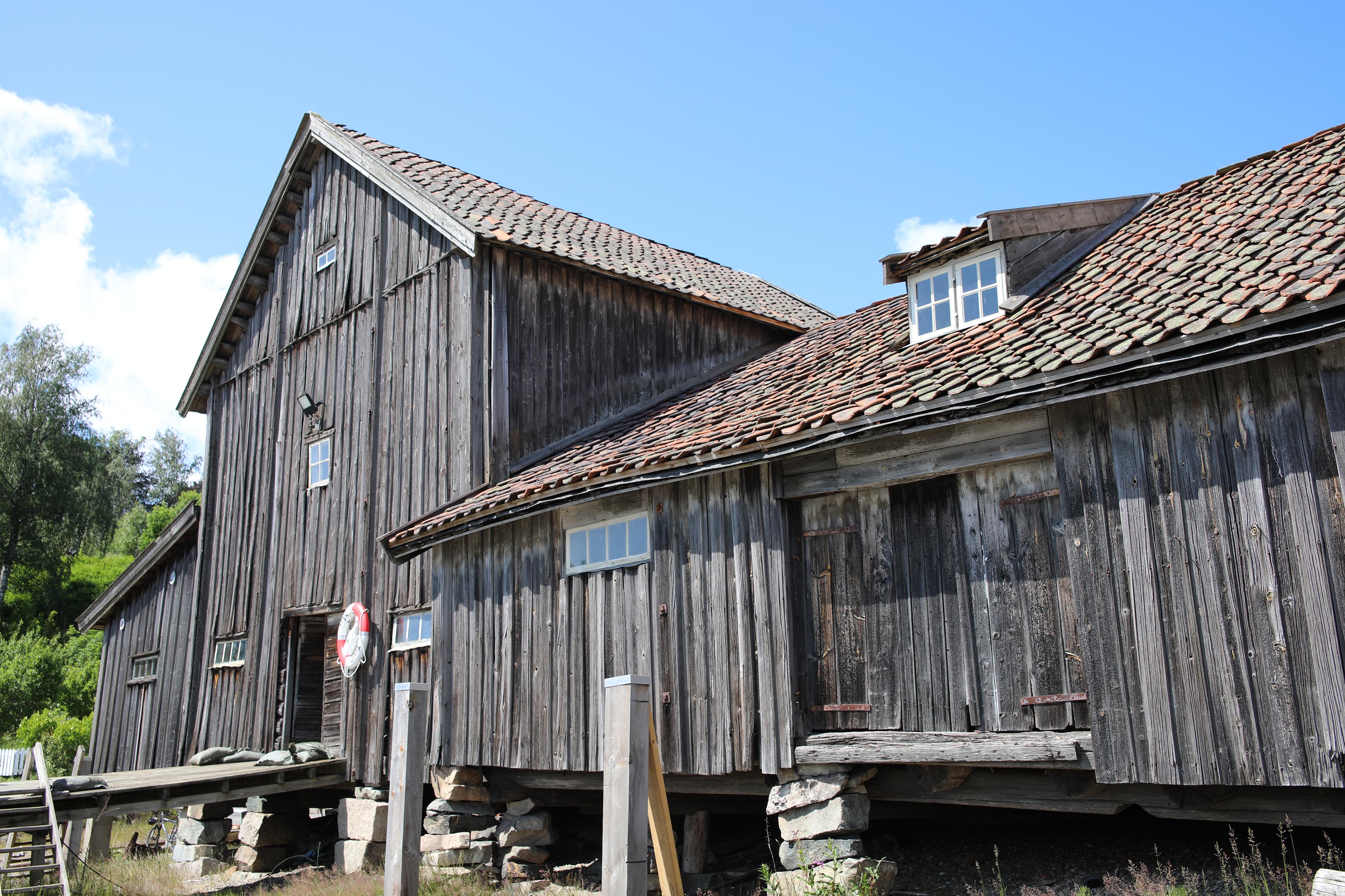 Mjøssamlingene er et fint område for både sjørøvere og andre sjøulker, og de som bare ønsker å ha en liten søndagsutflukt Mjøssamlingene er et fint område for både sjørøvere og andre sjøulker, og de som bare ønsker å ha en liten søndagsutflukt