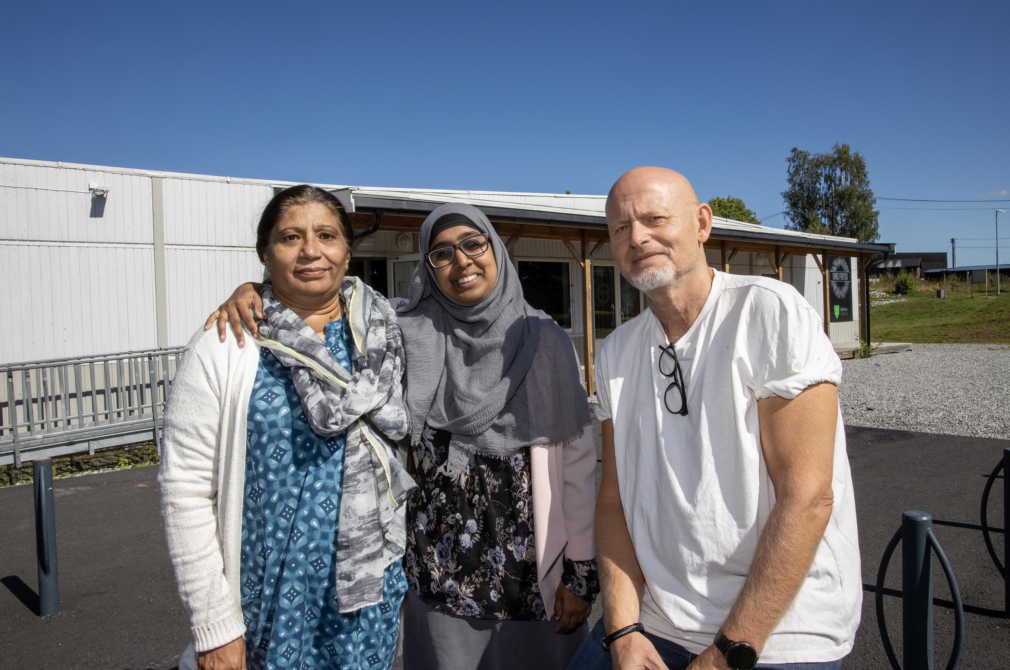 Fra venstre Farukh Azar, Rufia Khatun og Atle Meuche Granberg Fra venstre Farukh Azar, Rufia Khatun og Atle Meuche Granberg
