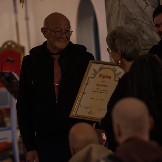 Bjørn trodde ikke sine egne ører: Hedret for 60 år med taktfaste slag