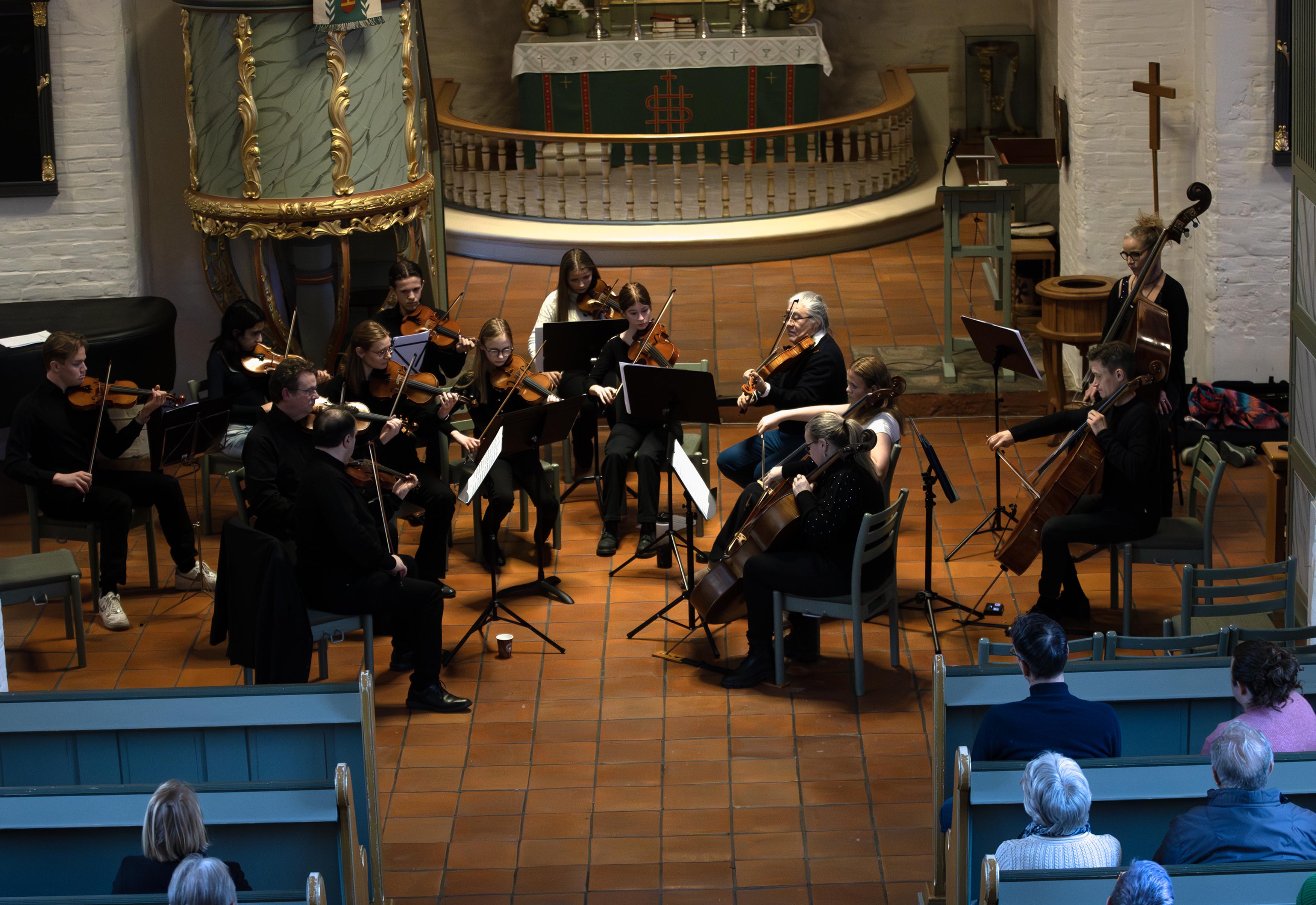 Øvre Romerike Kammerorkester imponerte i Eidsvoll kirke Øvre Romerike Kammerorkester imponerte i Eidsvoll kirke