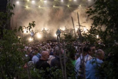 Surrealistisk på Bygdetunet Surrealistisk på Bygdetunet