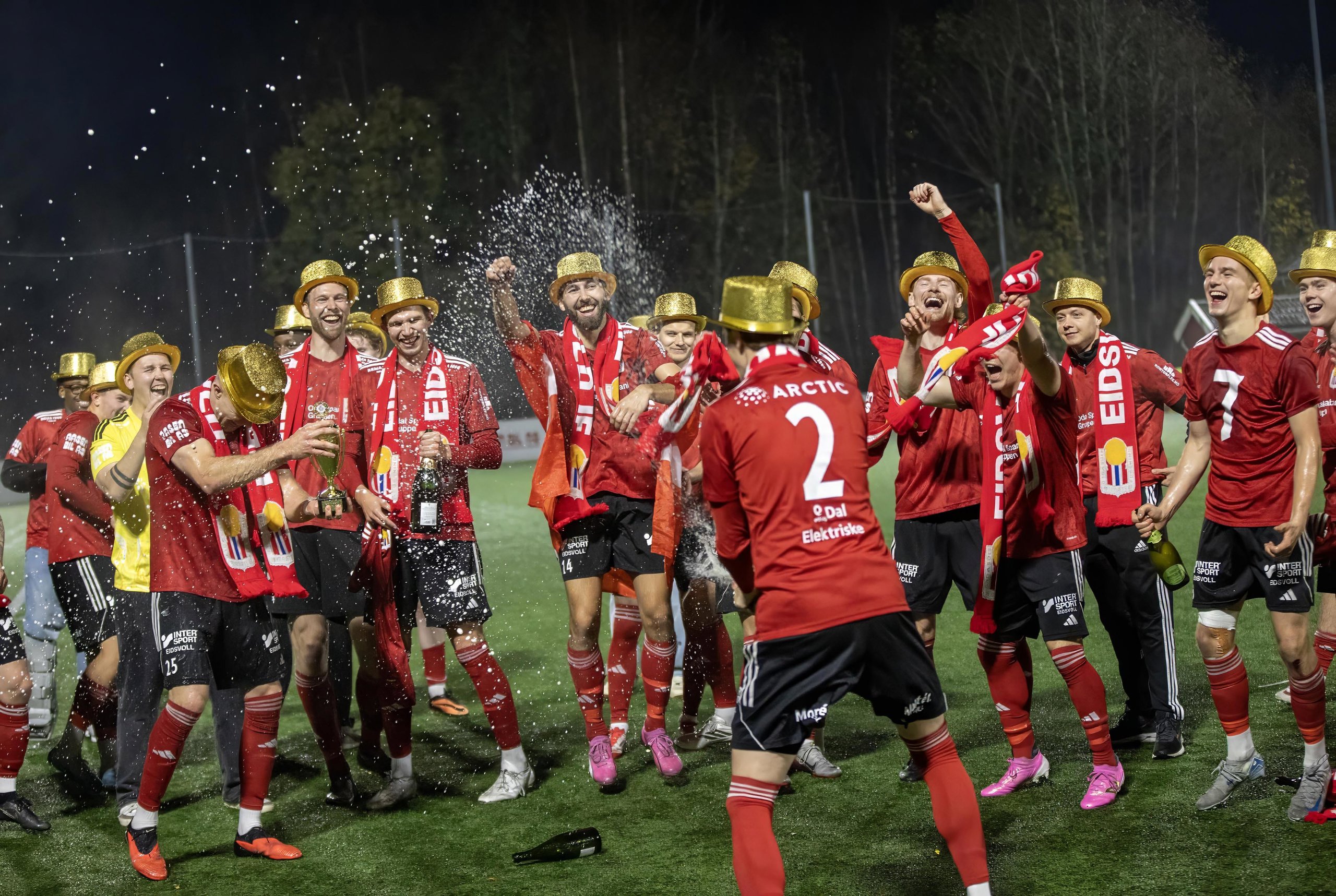 Hva skal man si om et lag som vinner en avgjørende opprykkskamp 10-0?
